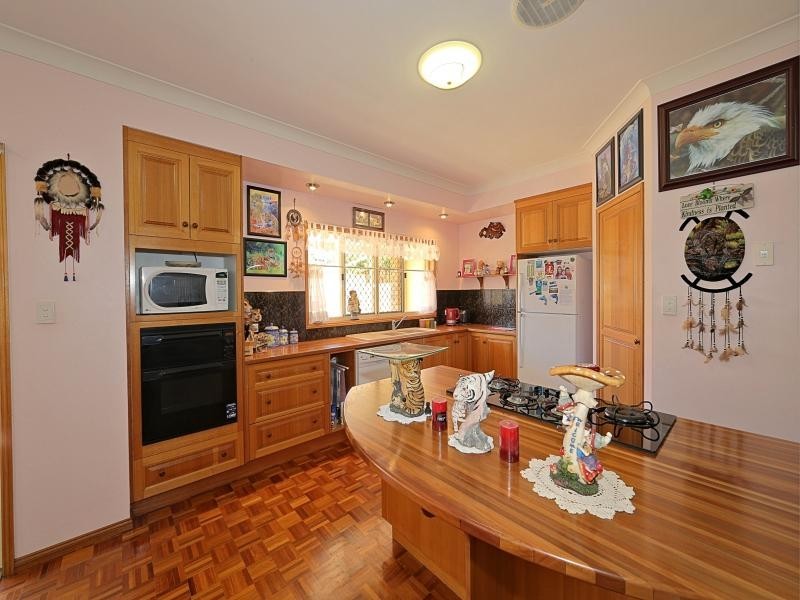 21 Panorama Dr, Qunaba QLD 4670