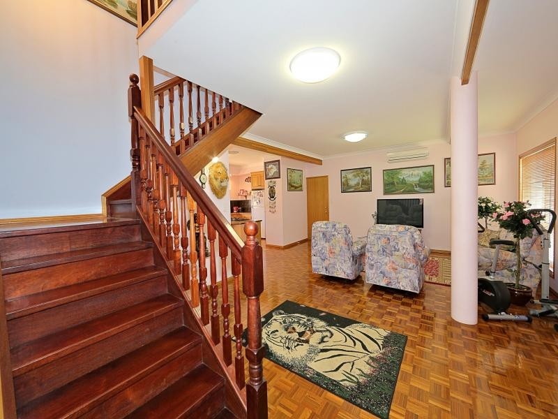 21 Panorama Dr, Qunaba QLD 4670