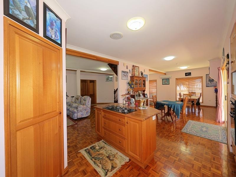 21 Panorama Dr, Qunaba QLD 4670