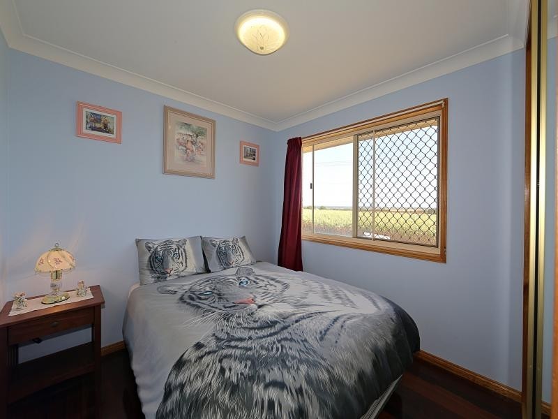 21 Panorama Dr, Qunaba QLD 4670