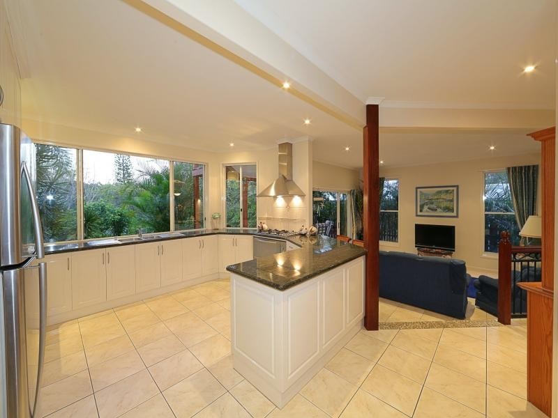 7 Bussey Street, Bargara QLD 4670