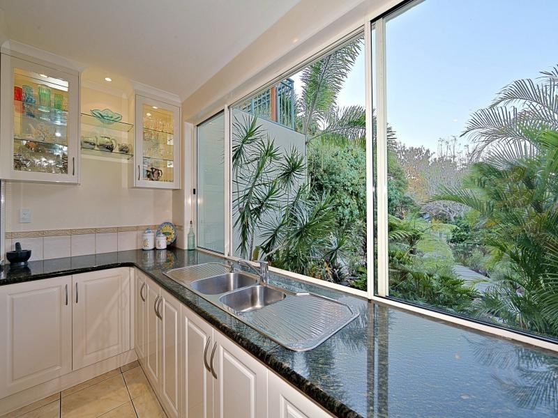 7 Bussey Street, Bargara QLD 4670