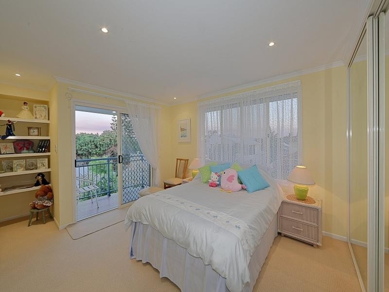 7 Bussey Street, Bargara QLD 4670