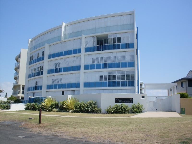 11/15 Esplanade, Bargara QLD 4670