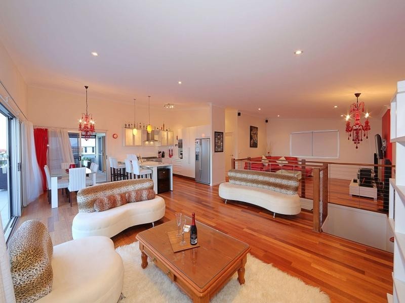 31 Emperor Drive, Elliott Heads QLD 4670