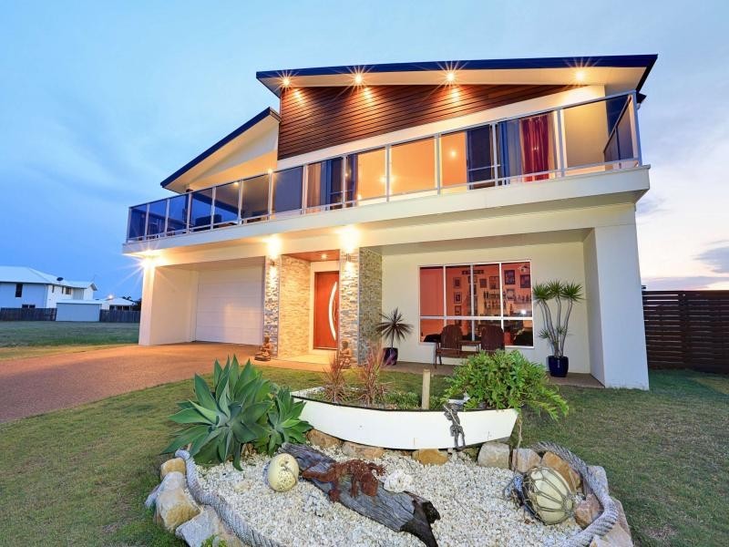 31 Emperor Drive, Elliott Heads QLD 4670