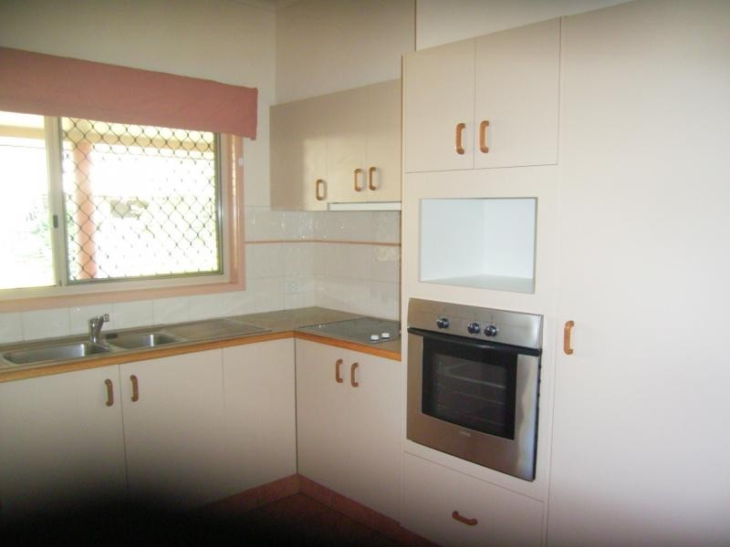 8 Coral Court, Bargara QLD 4670