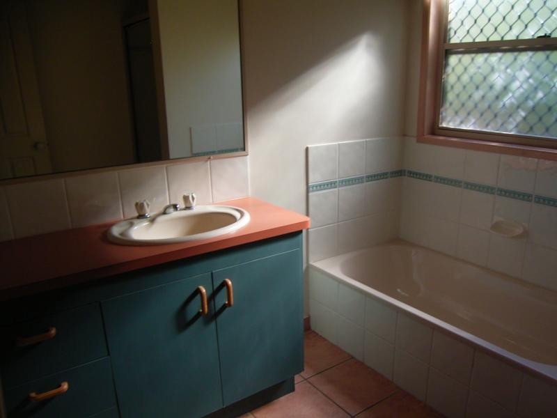 8 Coral Court, Bargara QLD 4670