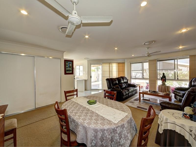 112/39 Wearing rd Palm Lake Resort, Bargara QLD 4670