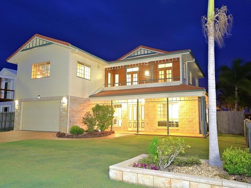12 Garson Drive, Bargara QLD 4670