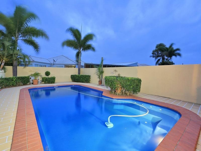 12 Garson Drive, Bargara QLD 4670