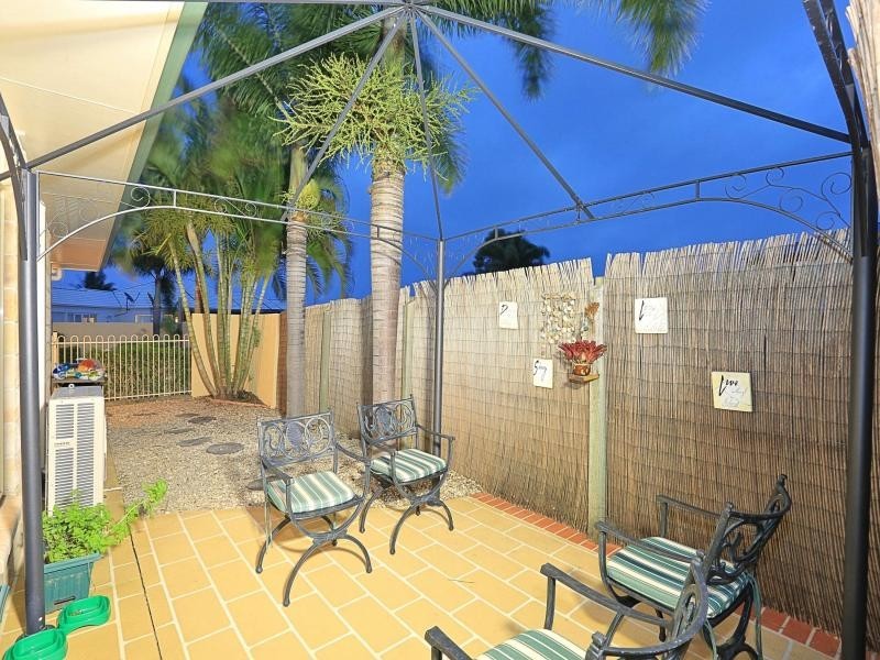 12 Garson Drive, Bargara QLD 4670