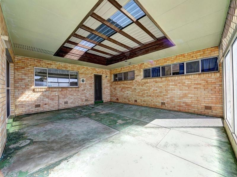 124 Elliott Heads Rd, Avenell Heights QLD 4670