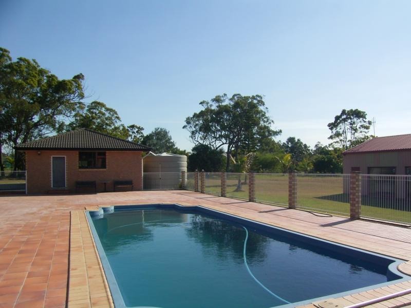 7 Gum Tree Court, Coonarr QLD 4670