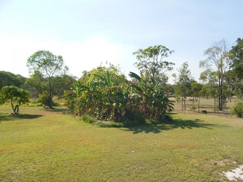 7 Gum Tree Court, Coonarr QLD 4670