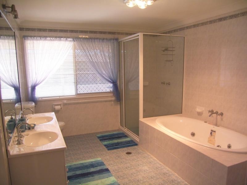 7 Gum Tree Court, Coonarr QLD 4670