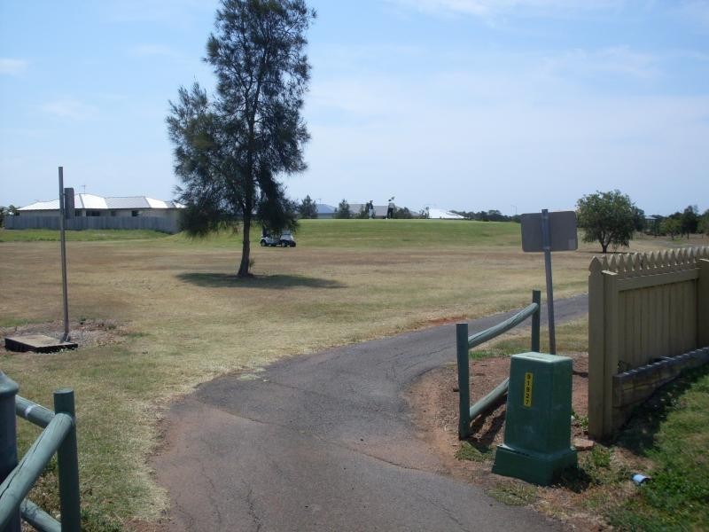 27 Peggy Drive, Coral Cove QLD 4670