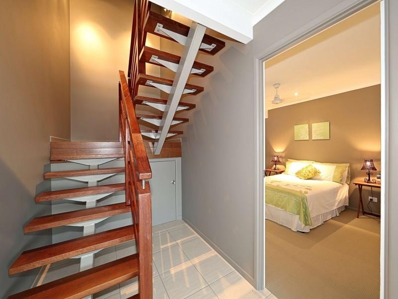 20 Bathurst Street, Elliott Heads QLD 4670