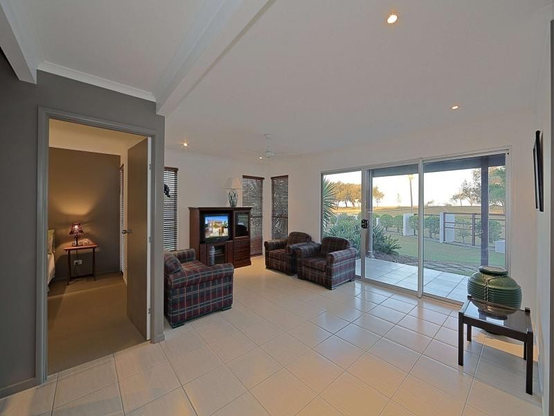 20 Bathurst Street, Elliott Heads QLD 4670