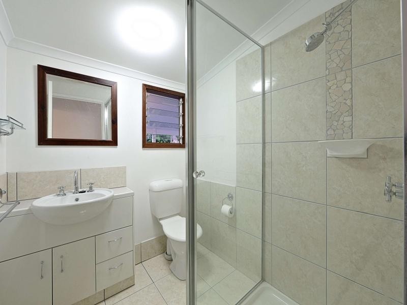 20 Bathurst Street, Elliott Heads QLD 4670