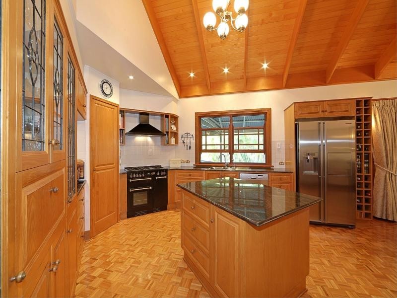 36 Evergreen Drive, Branyan QLD 4670