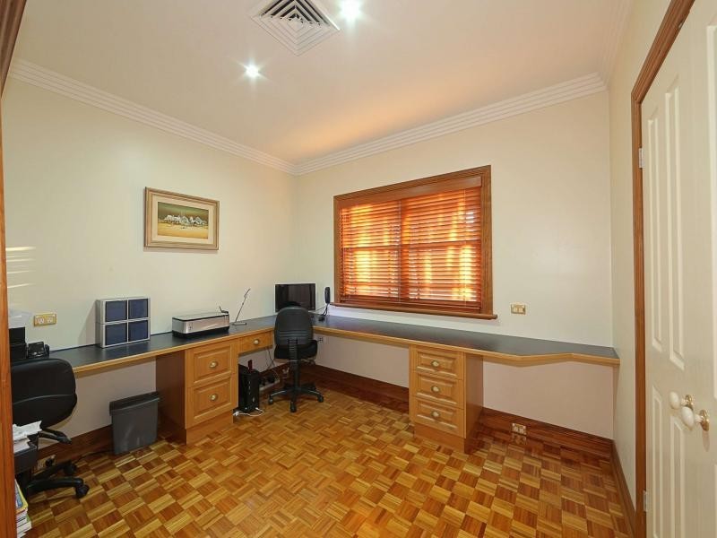 36 Evergreen Drive, Branyan QLD 4670