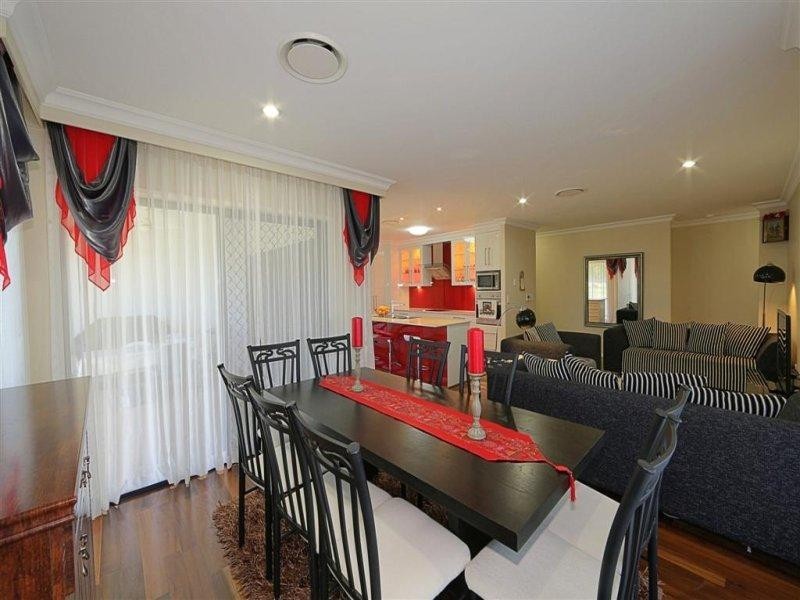 16 Avalon St, Burnett Heads QLD 4670