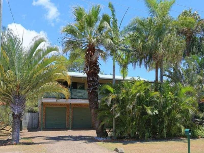 63 Mcintosh  Av, Elliott Heads QLD 4670