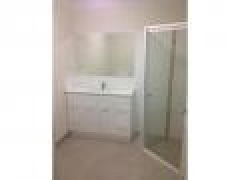 1 to 4/24 Water Street, Walkervale QLD 4670