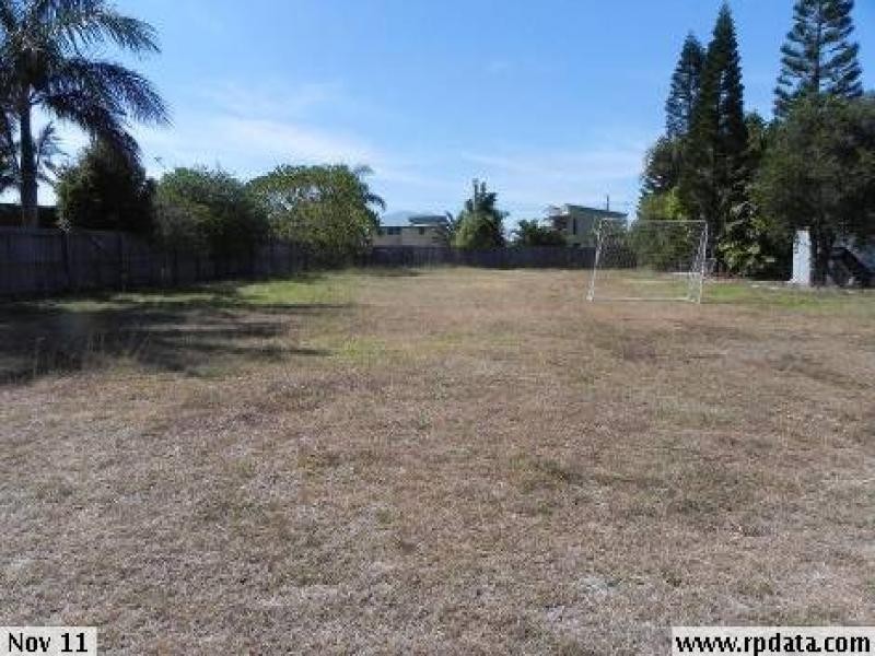 16 Pandanus Crescent, Innes Park QLD 4670