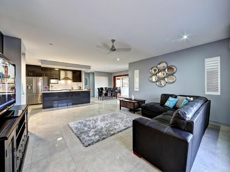 23 Panoramic Way, Bargara QLD 4670