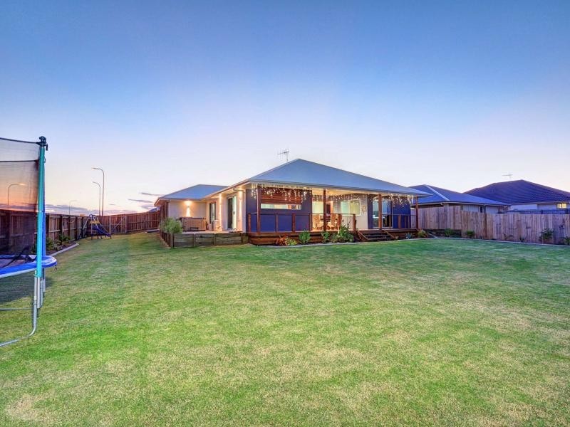 23 Panoramic Way, Bargara QLD 4670