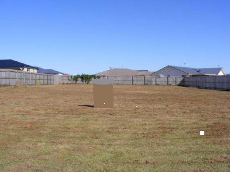 13 Back Hill Place, Coral Cove QLD 4670