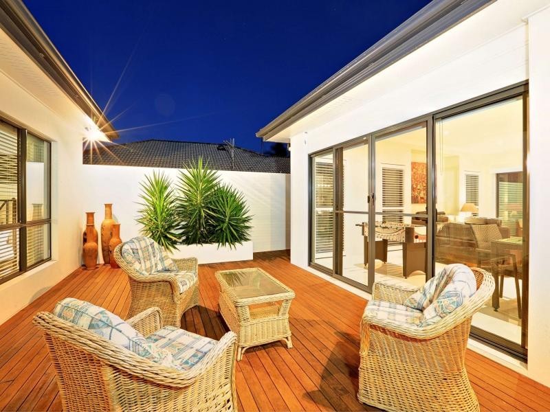 232 Barolin Esplanade, Coral Cove QLD 4670