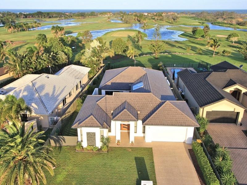 232 Barolin Esplanade, Coral Cove QLD 4670