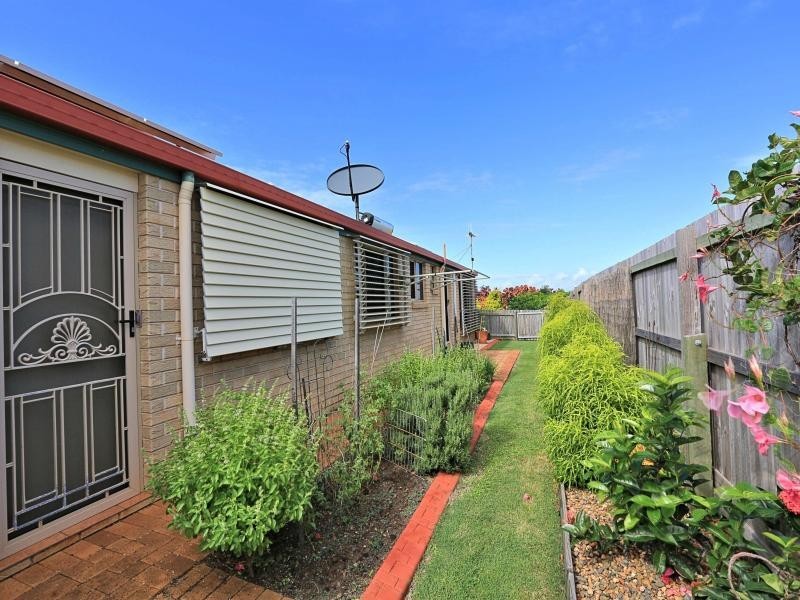 11 Belmonte Drive, Coral Cove QLD 4670