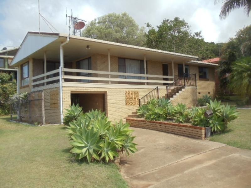 1a Bayview Tce, Qunaba QLD 4670