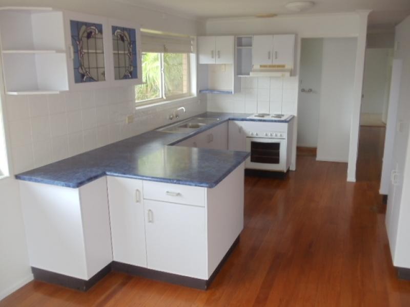 1a Bayview Tce, Qunaba QLD 4670