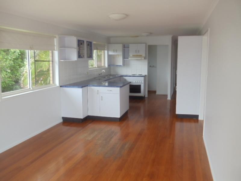 1a Bayview Tce, Qunaba QLD 4670