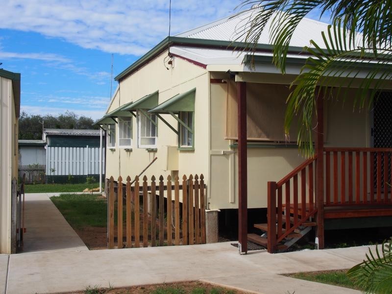 43 Bathurst Street, Elliott Heads QLD 4670