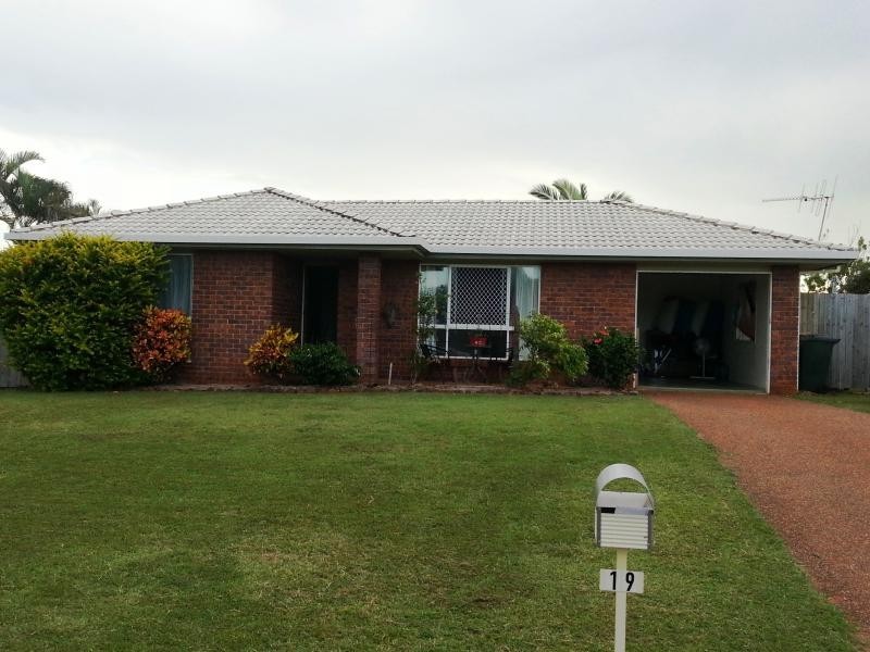 19 Amaroo Cr, Innes Park QLD 4670
