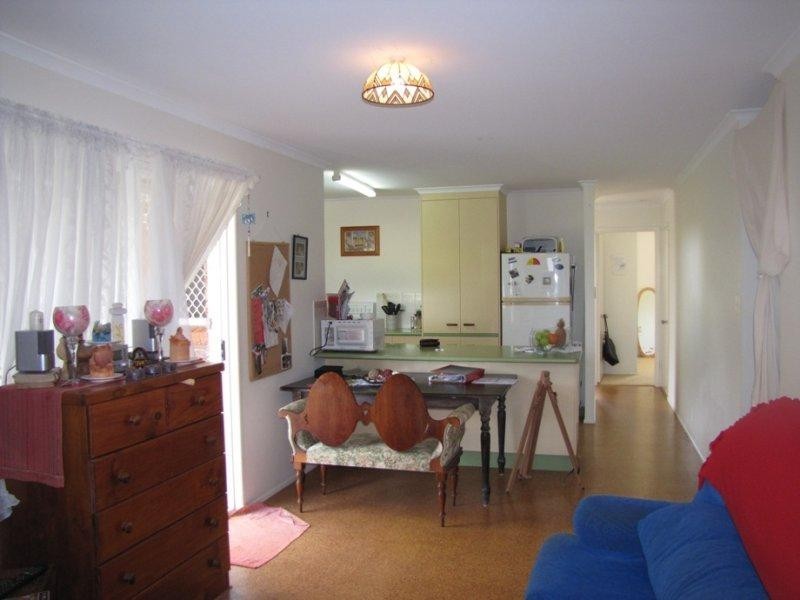 19 Amaroo Cr, Innes Park QLD 4670