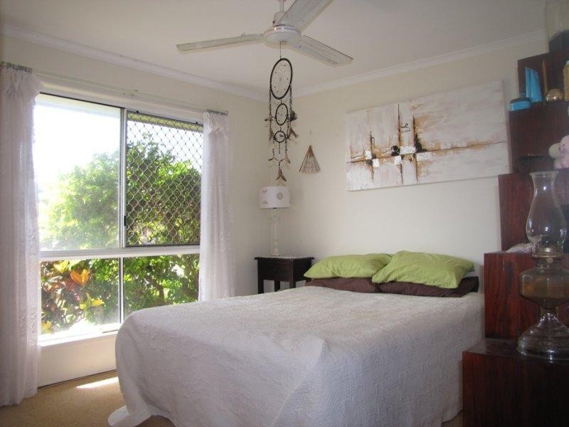 19 Amaroo Cr, Innes Park QLD 4670