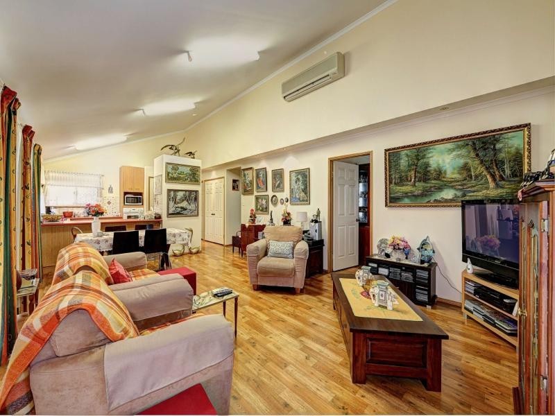 27 / 20 Vasey Street, Avenell Heights QLD 4670