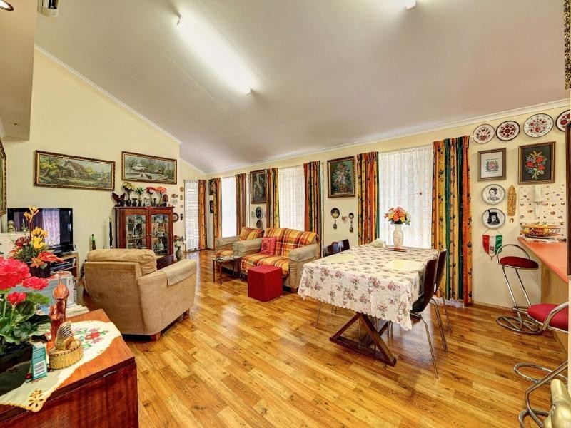 27 / 20 Vasey Street, Avenell Heights QLD 4670