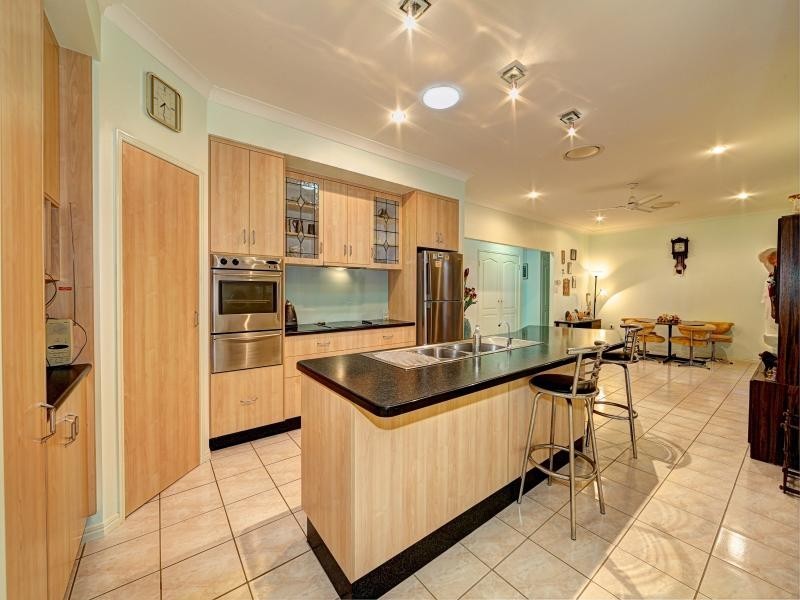 5 Robert John Circuit, Coral Cove QLD 4670