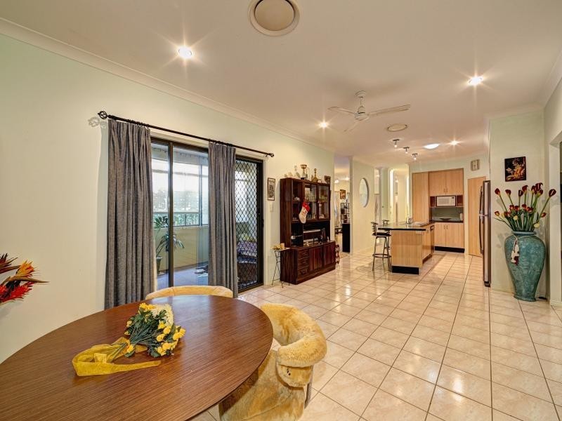 5 Robert John Circuit, Coral Cove QLD 4670