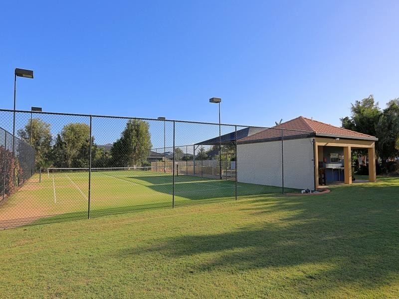 5 Robert John Circuit, Coral Cove QLD 4670