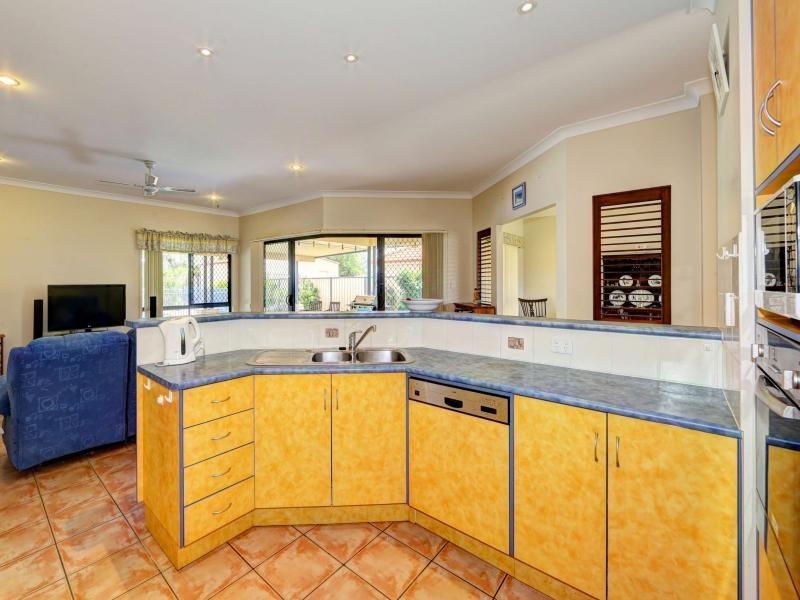 191 Barolin Esplanade, Coral Cove QLD 4670