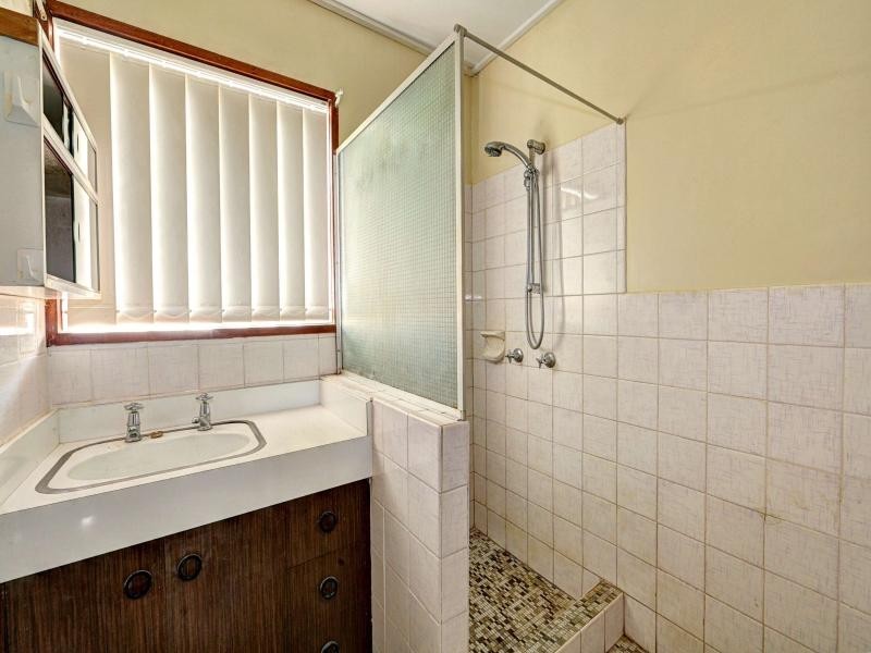 8 Tanner Street, Bargara QLD 4670